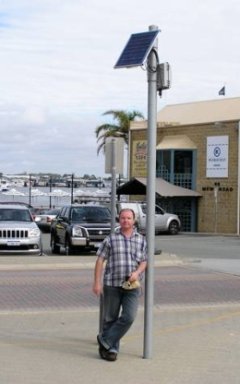 ACID Research Manager, A/Prof Andrew Brown, visits infopoint installation at Fremantle Boat Harbour